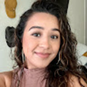 Meet your Posher, Karina